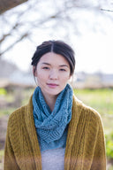 Amarilli Shawl | Knitting Pattern by Amy van de Laar