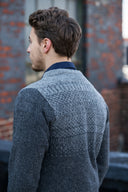 Carbon Pullover | Knitting Pattern by Véronik Avery