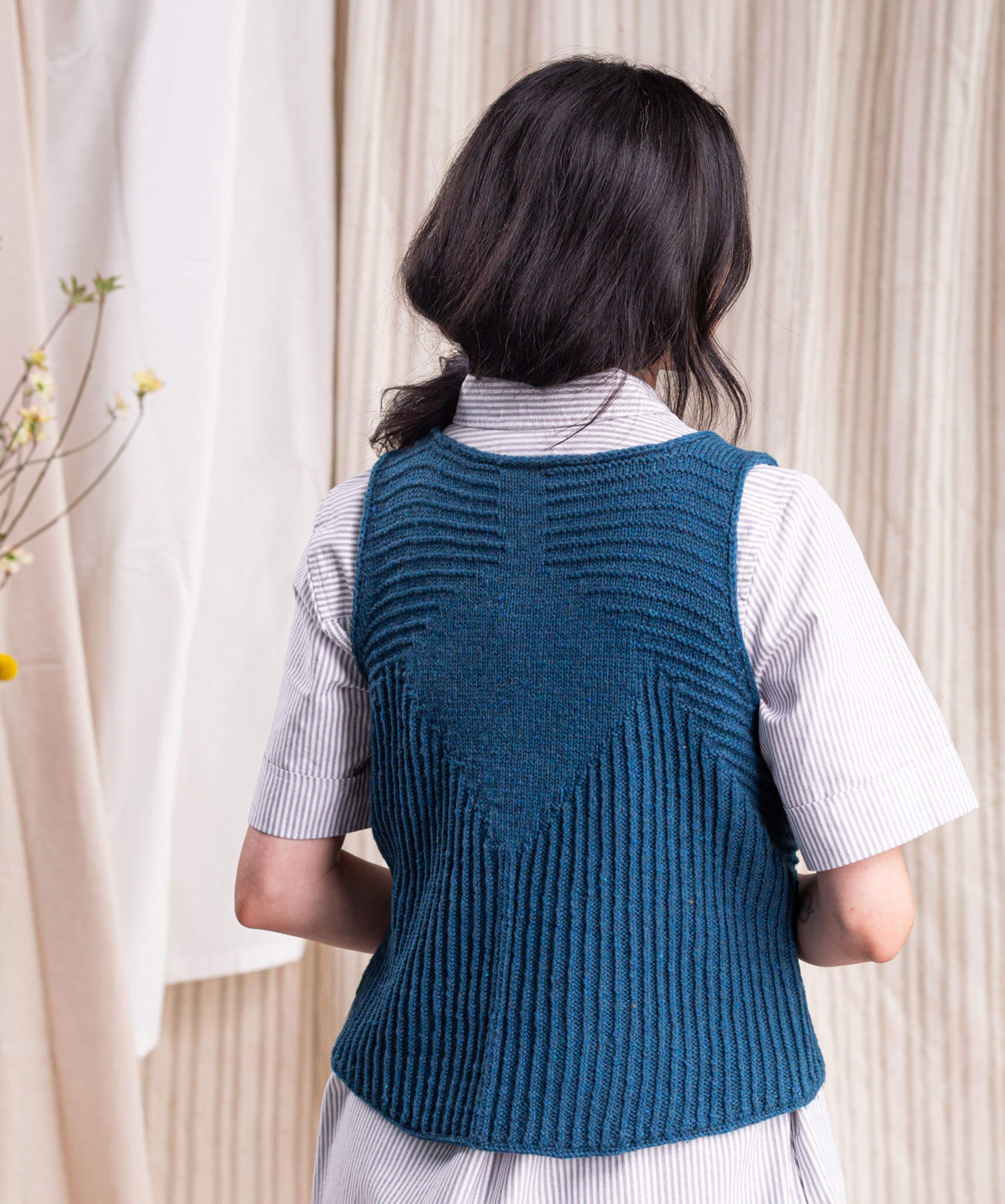 Byssa Tank | Knitting Pattern by Victoria Pemberton