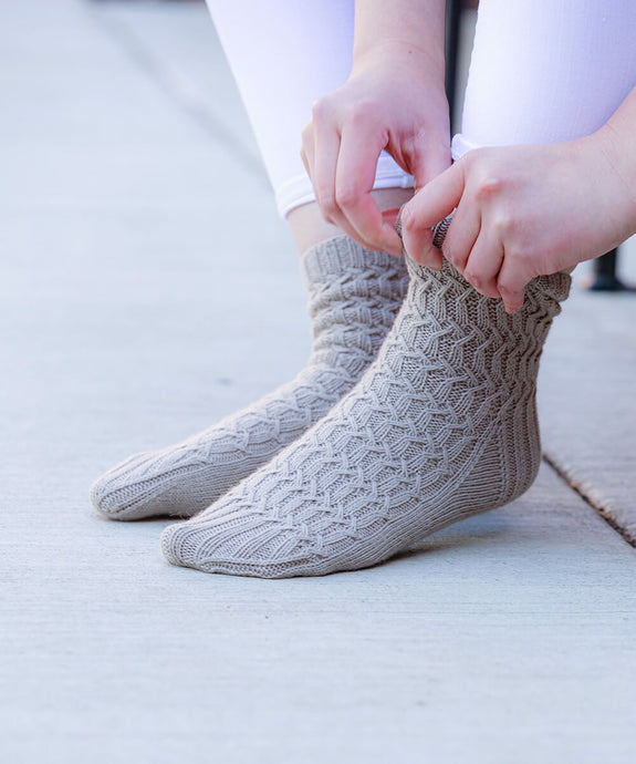 Doakes Socks | Knitting Pattern by Nataliya Guseva