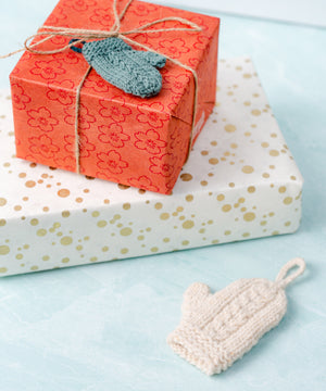 Free Mitten Ornament | Knitting Pattern by Jared Flood | Brooklyn Tweed
