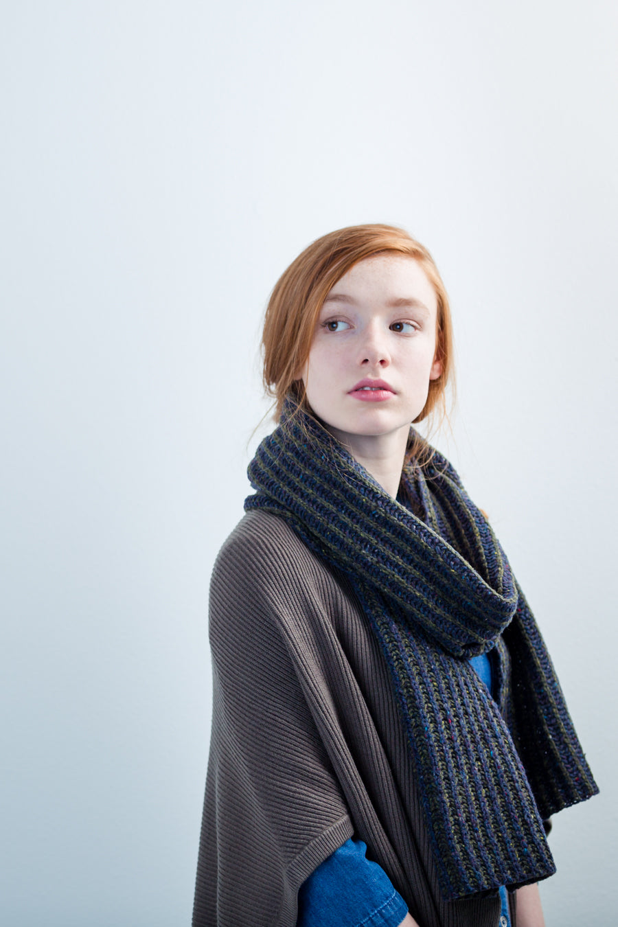 【eaphi】LOGO KNIT SCARF Chunky Knit Infinity Scarf | Basha Boutique