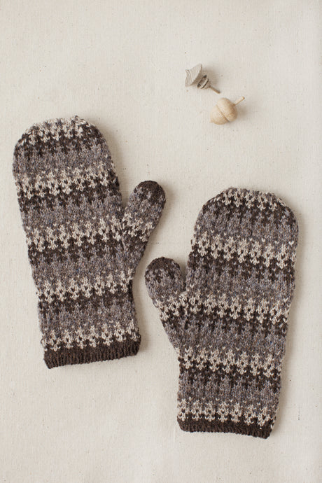 Gloaming Mittens | Knitting Pattern by Leila Raven