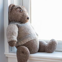 Humphrey Stuffed Bear | Knitting Pattern by Véronik Avery