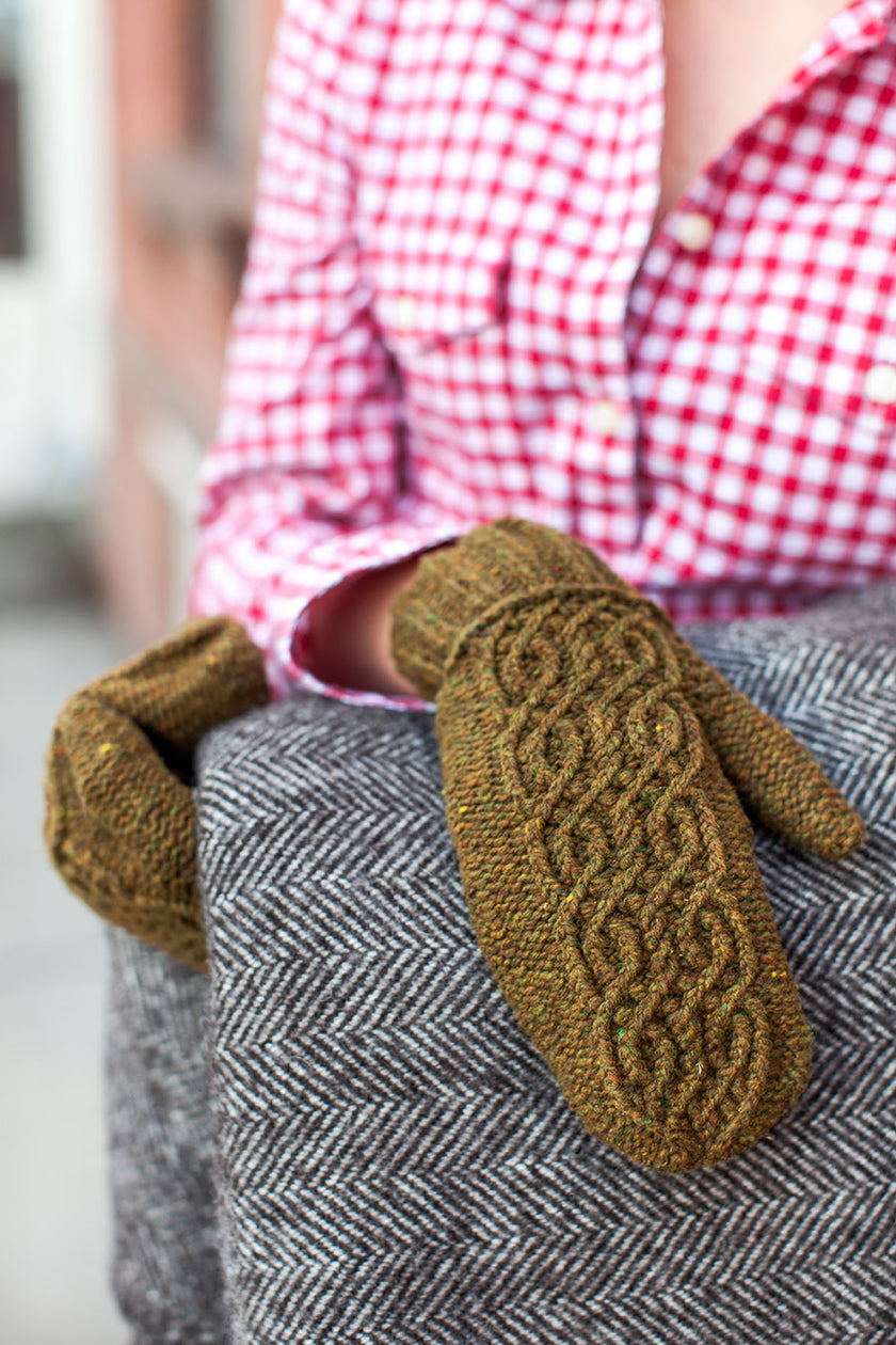 Knoll Patterns Knoll Mittens | Knitting Pattern by Michele Wang | Brooklyn Tweed