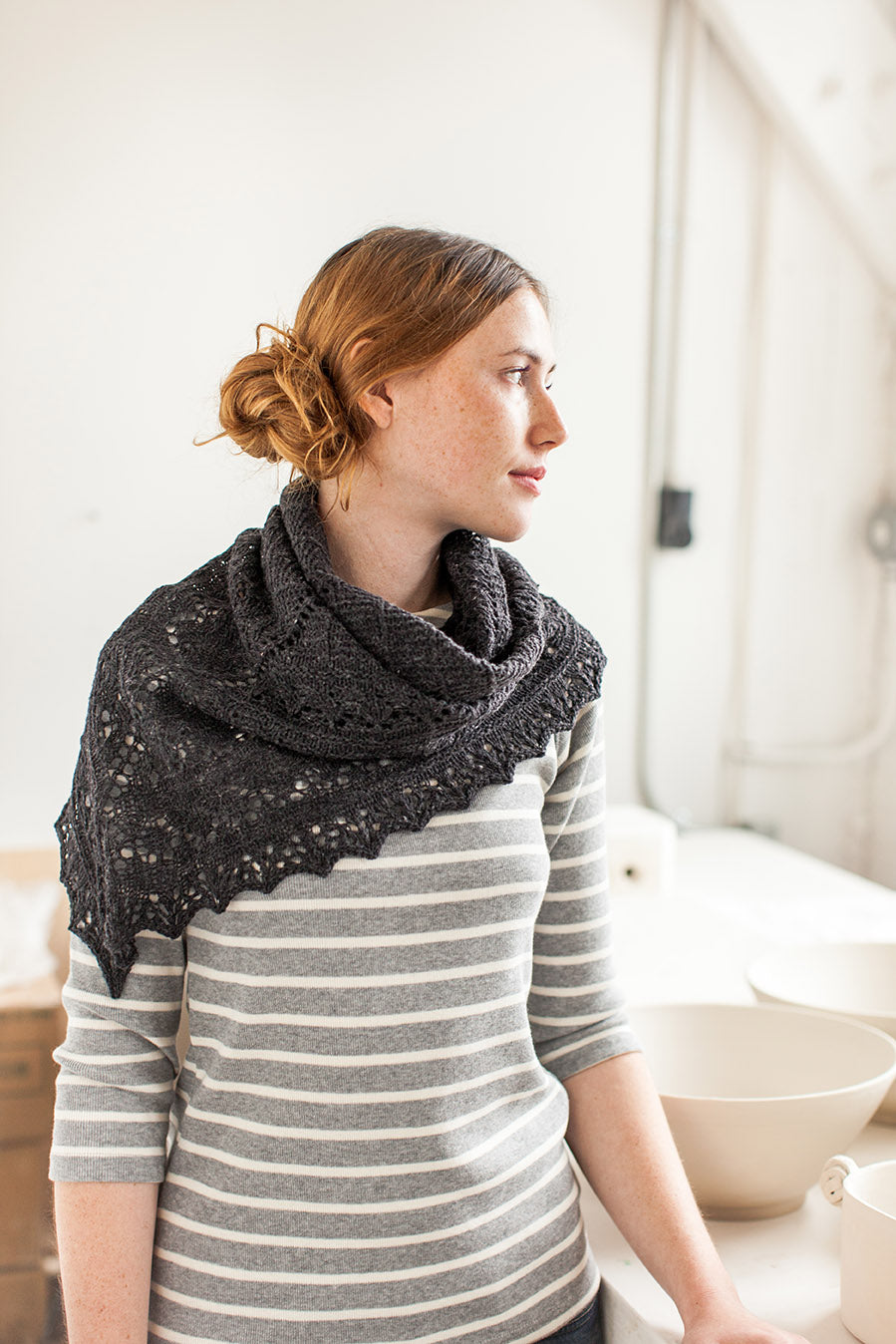 トップス Andequal wave design sheer knit charcoal Womens Mineral Washed Chunky Knit Sweater Darker Wavs - Gray