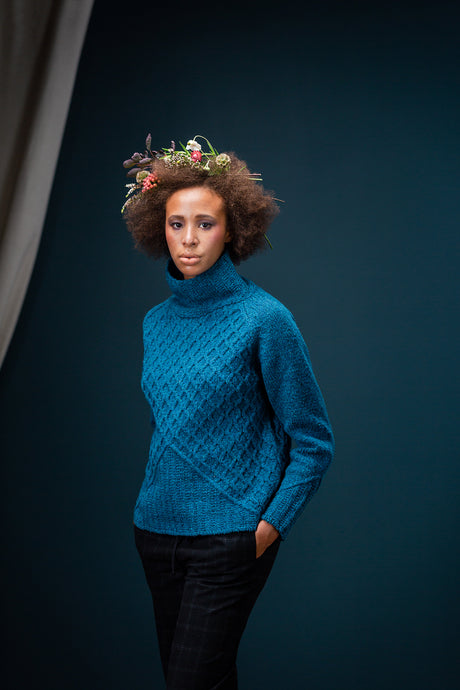 Nicola Pullover | Knitting Pattern by Véronik Avery