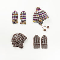 Pinwheel Hat & Mittens | Knitting Pattern by Véronik Avery
